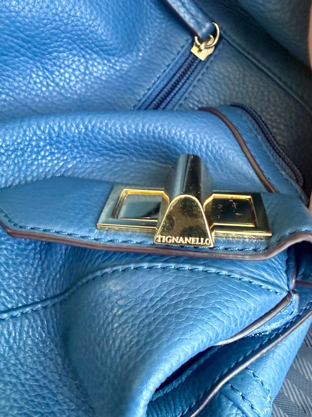 Tignanello Blue Leather Hobo Shoulder Bag Gold Hardware EUC - Picture 8 of 11